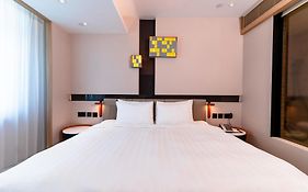 Nathan Hotel